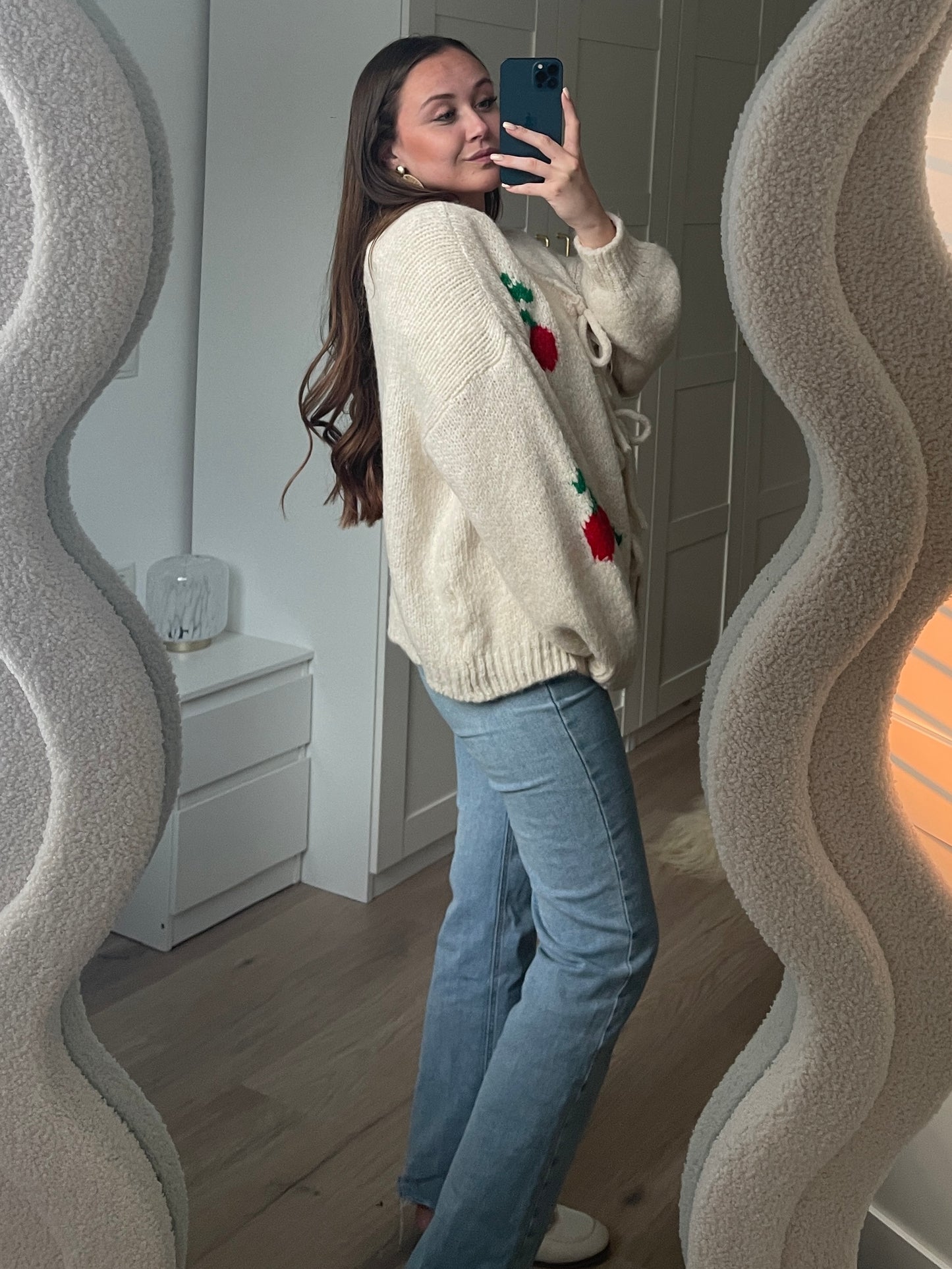 Cherry on Top - Beige