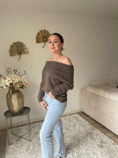 Philou Off Shoulder Knit - Bruin